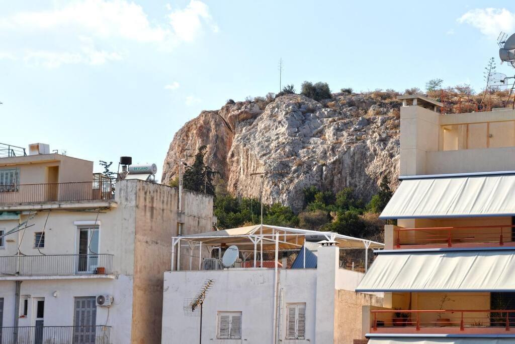 Koukakis Sunshine Roof Apartment เอเธนส์ ภายนอก รูปภาพ