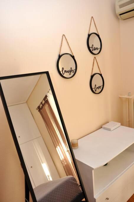 Koukakis Sunshine Roof Apartment เอเธนส์ ภายนอก รูปภาพ